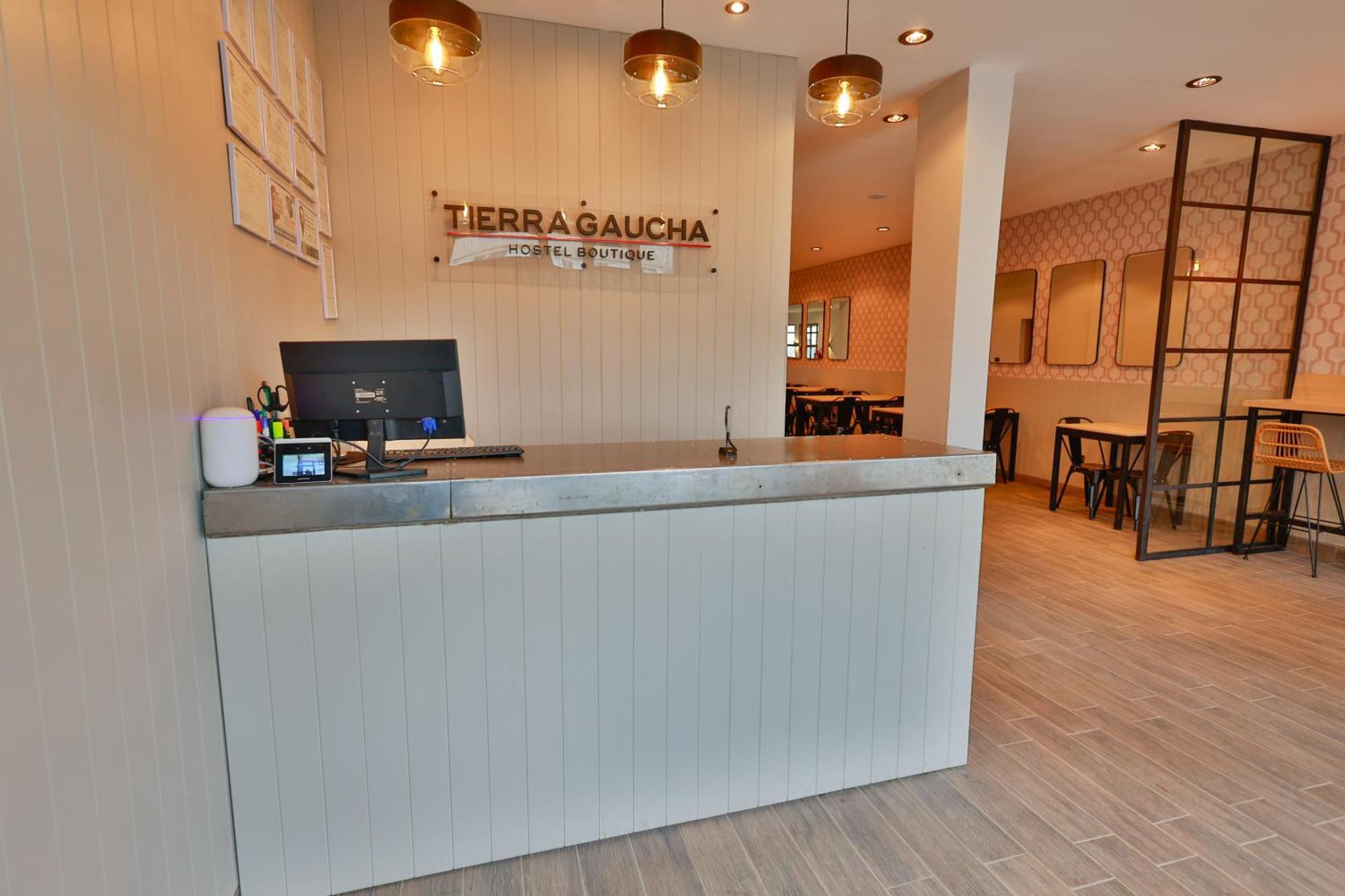 Tierra Gaucha Hostel Boutique San Carlos de Bariloche Bagian luar foto